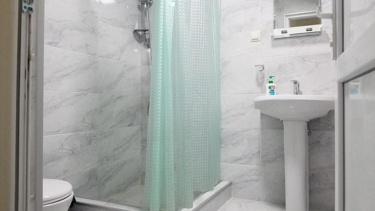 Гостевой дом Green Rose Боржоми Экстерьер фото